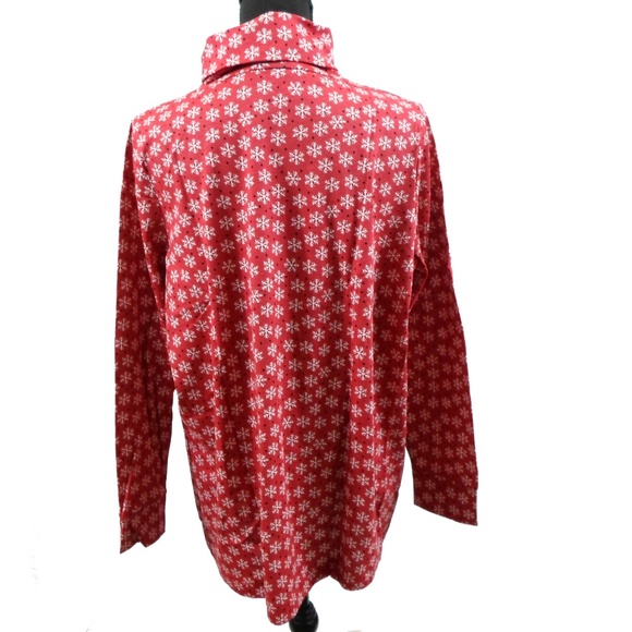 Red Snowflake Turtleneck - Picture 7 of 8